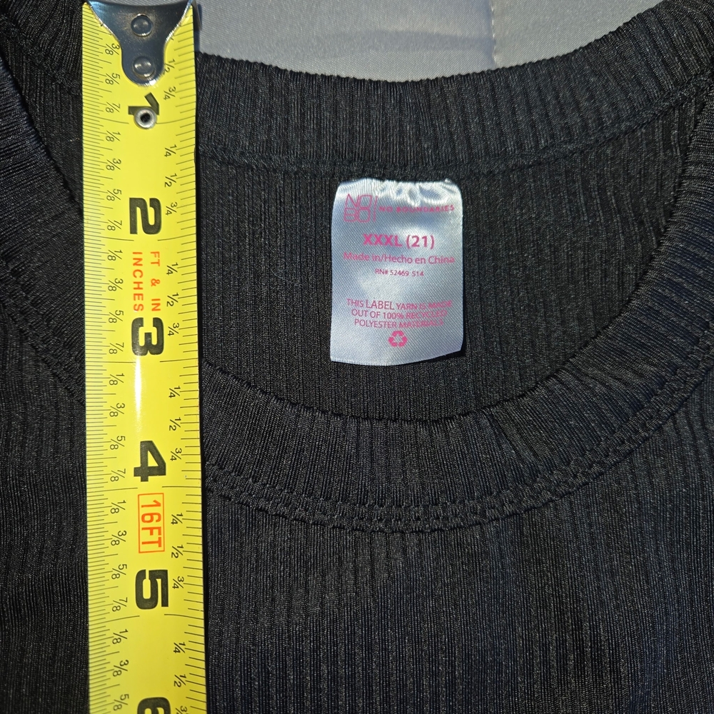 Black Ribbed Crew Neck Top - Picture 4 of 4